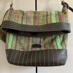 Fold-top shoulder bad with ethnic pattern and leather